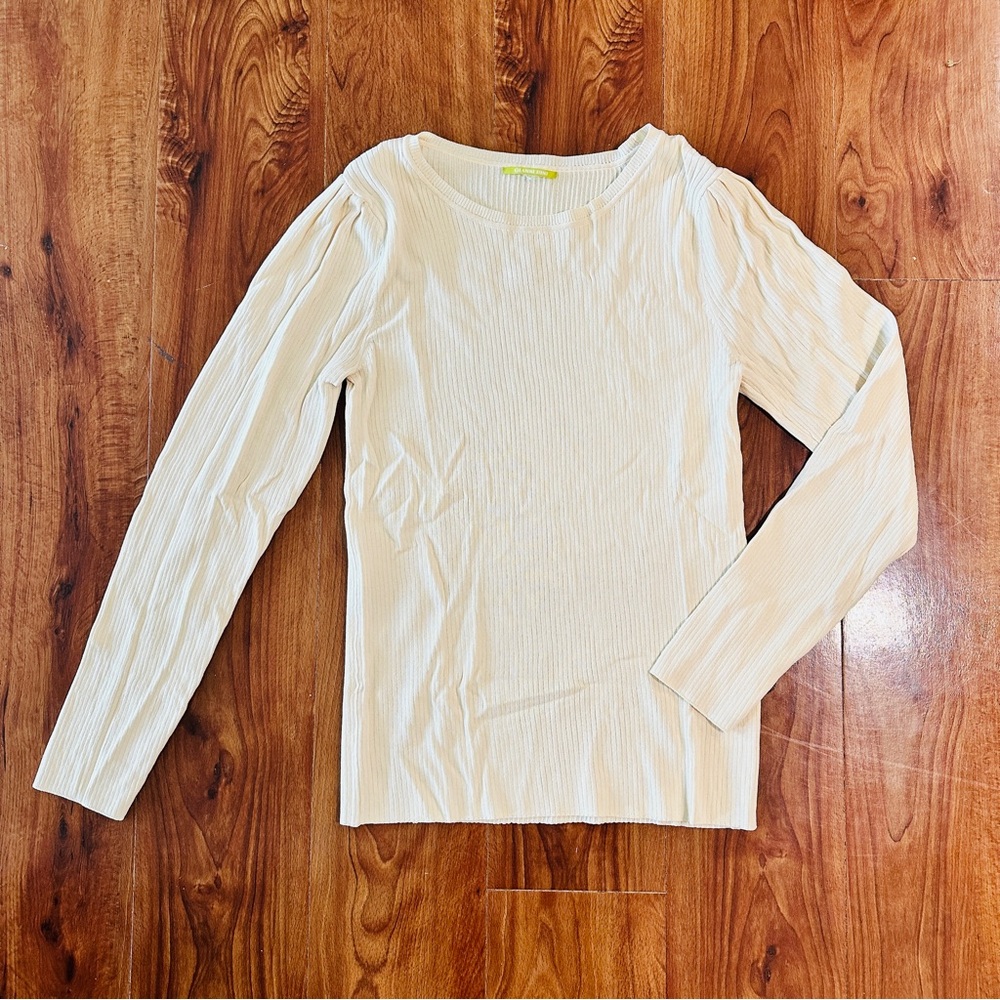 Gianni Bini Ribbed Cream Long Sleeve Top